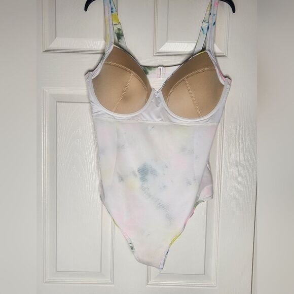 Old Navy 2XL Tie Dye Colorful High Cut Lined Women’s Piece Swimsuit - Picture 7 of 7